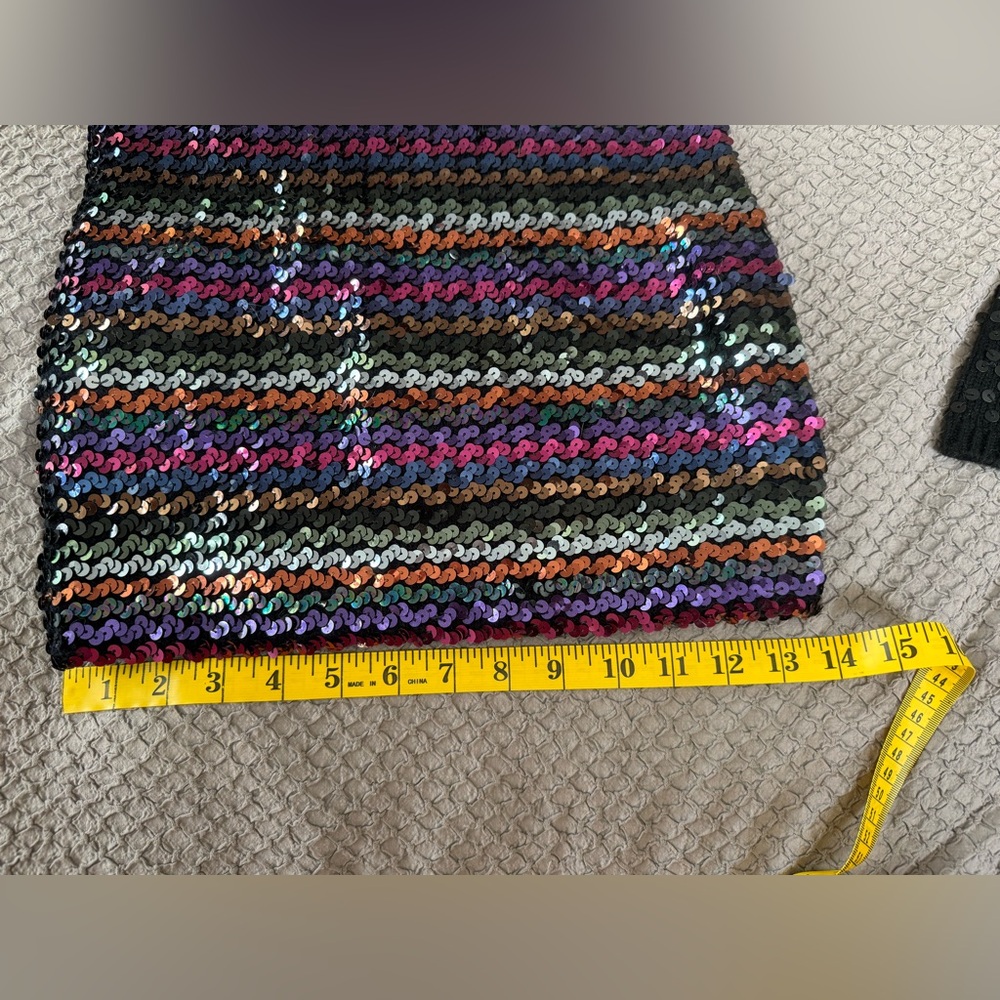 Vintage sequins mini skirt in EUC - Picture 5 of 9